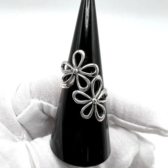 .925 Sterling Silver Double Flower Ring - Picture 4 of 17